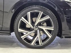 2023 Volkswagen Golf 110TSI R-Line