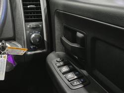 2022 RAM 1500 Express DS MY22 4X4 Dual Range Diamond Black