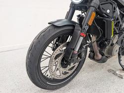 2022 HUSQVARNA SVARTPILEN 401 Black