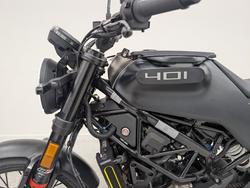 2022 HUSQVARNA SVARTPILEN 401 Black