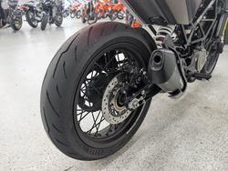 2022 HUSQVARNA SVARTPILEN 401 Black