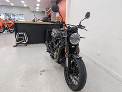 2022 HUSQVARNA SVARTPILEN 401 Black