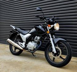 Honda CB125E