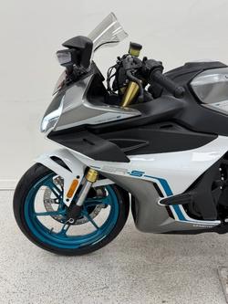 2026 CFMOTO 450 SR S White