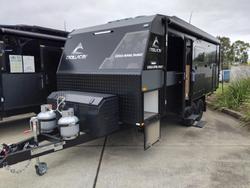 Cadillac RV Ourea Royal King BED Family VAN Triple Bunks Victron Package