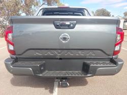 2025 Nissan Navara ST-X