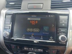 2025 Nissan Navara ST-X