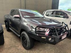 2021 Toyota Hilux SR5