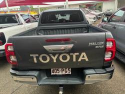 2021 Toyota Hilux SR5