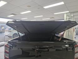 2025 Isuzu D-MAX BLADE