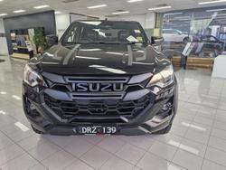 2025 Isuzu D-MAX BLADE