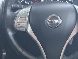 2019 Nissan Navara ST