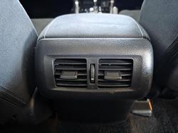 2019 Nissan Navara ST