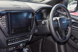 2025 Isuzu D-MAX BLADE