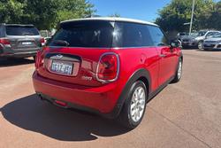 2017 MINI Hatch Cooper