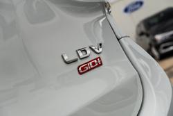 2022 LDV G10 +