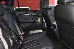 2025 Isuzu MU-X LS-T