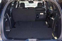 2025 Isuzu MU-X LS-T