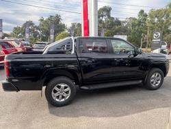 2026 Nissan Navara ST D27 MY26 4X4 Dual Range Midnight Black