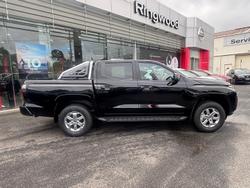 2026 Nissan Navara ST