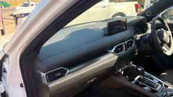 2025 Mazda CX-5 G25 Akera