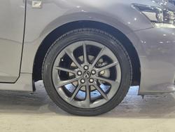 2013 Lexus CT 200h F Sport