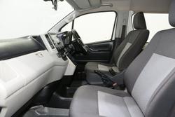 2020 Toyota Hiace Commuter