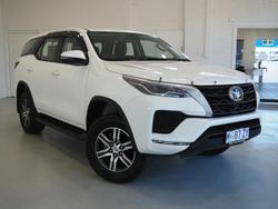 2022 Toyota Fortuner GX