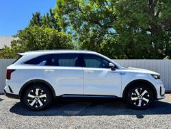 2022 Kia Sorento Sport