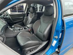 2013 HSV CLUBSPORT R8 GEN F Perfect Blue