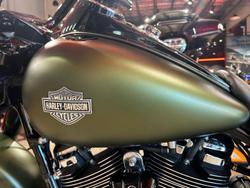 2022 Harley-Davidson Road King Special 114 (FLHRXS) Touring Green