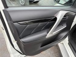 2016 MITSUBISHI PAJERO SPORT GLS (4x4)