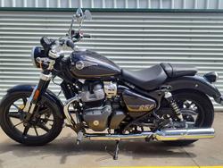 2026 Royal Enfield Super Meteor 650 Meteor Black