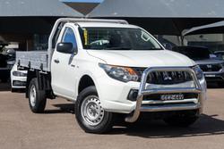 2016 Mitsubishi Triton GLX