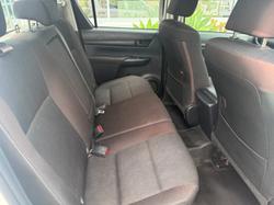 2020 Toyota Hilux SR