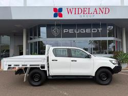 2020 Toyota Hilux SR