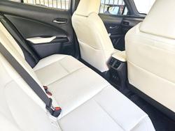 2019 Lexus UX 200 Luxury MZAA10R Mercury Grey