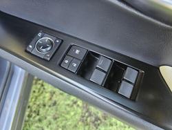 2019 Lexus UX 200 Luxury MZAA10R Mercury Grey