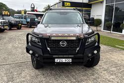 2021 Nissan Navara ST-X