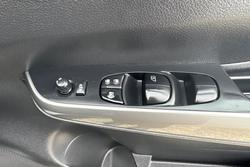 2021 Nissan Navara ST-X