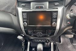 2021 Nissan Navara ST-X