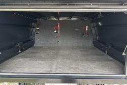 2021 Nissan Navara ST-X