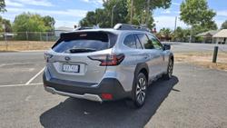 2025 Subaru Outback AWD Touring XT