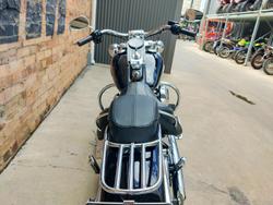 2016 HARLEY-DAVIDSON SOFTAIL DELUXE 1690 (FLSTN) ROAD BLACK