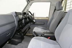 2025 Toyota Landcruiser GXL