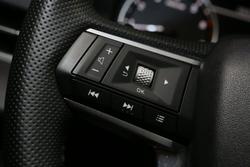 2025 Mitsubishi Outlander LS