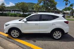 2021 MG ZST Core MY21 York White