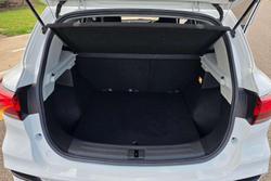 2021 MG ZST Core MY21 York White