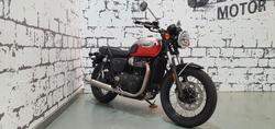 Triumph Bonneville T100 (900CC)