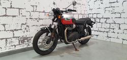 2025 Triumph Bonneville T100 (900cc) Bonneville Orange